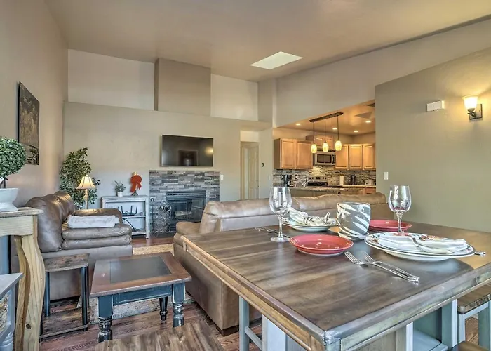 Pet-friendly Townhome W/ Fireplace! Ferienhaus Prescott