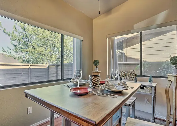 Pet-friendly Townhome W/ Fireplace!